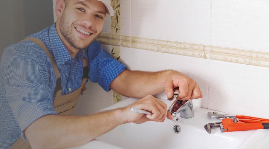Handle or spout repair in Wahoo, NE